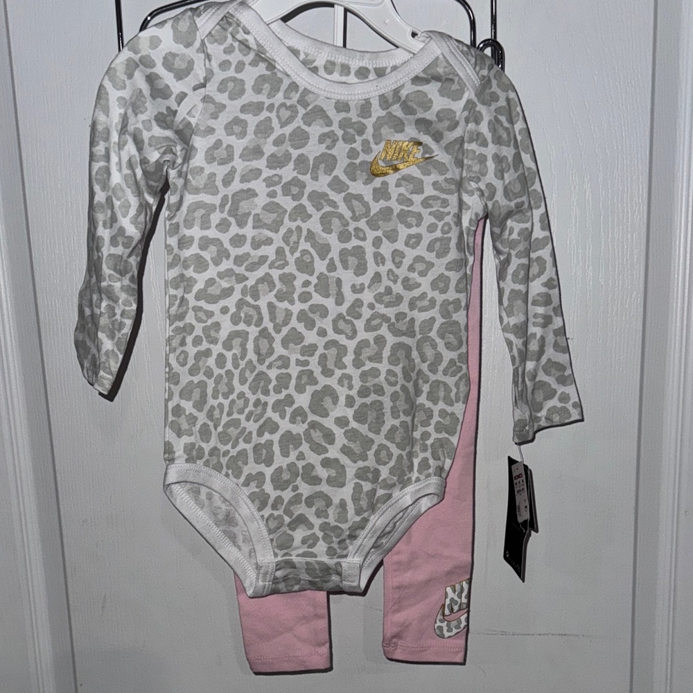 Nike Baby Girl Toddler Leopard Gray Pink Outfit Onesie Pants 18M NWT
